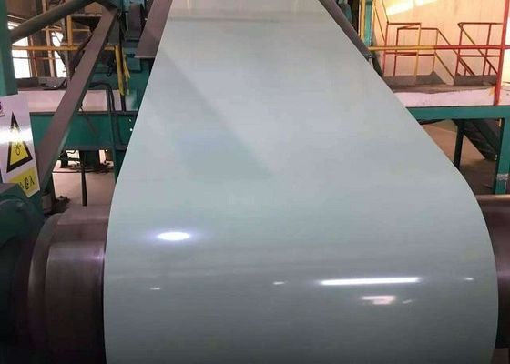 Hochglänzende weiße Aluminiumspirale