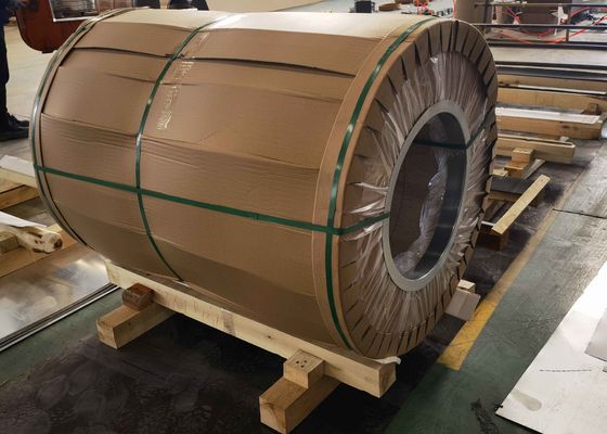 Weiß vorgefärbte Aluminium-Spule 0,6 mm Dicke für leichte Strukturen