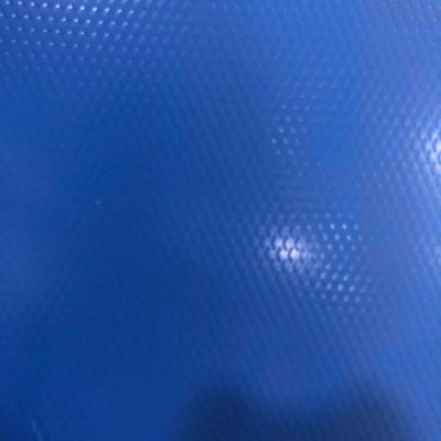 Legierung 3003 H26 Temperaturschnitt 26 Dicke Verschiedene Farben Stuck geprägte Aluminiumfolie für die Außenverkleidung