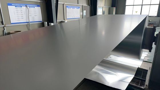 22 Gauge Dicke AA3005 Dekoratives und Funktionales Graufarbbeschichtetes Aluminiumblech zur Verkleidung