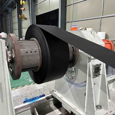 27 Gauge schwarzfarbiger Aluminiumstreifen Hochbeständig und anpassbar Vormalte Aluminiumspirale für jede Anwendung