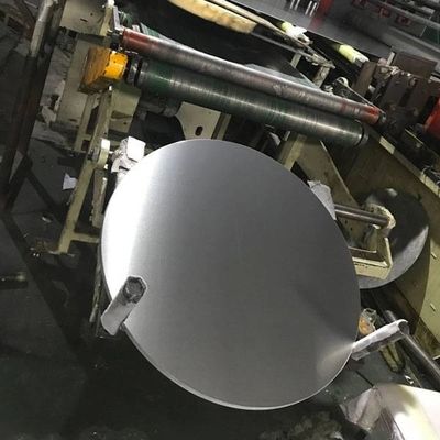 Legierung 1060 HO Temperatur 0,70 mm Dicke 440 mm Durchmesser Vorbemalte Aluminiumscheiben Aluminiumkreise für Verkehrswarnzeichen