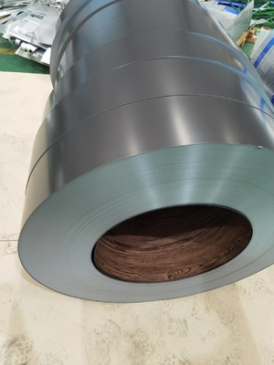 Aluminiumlegierung 3105 0,55 mm Dicke Matte Farbe PVDF Vorbemalte Aluminiumspirale Für Vorhangwände Fassadenplatte