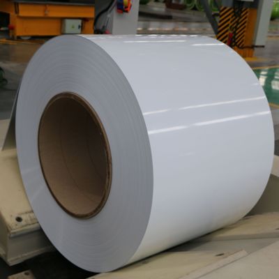 Aluminiumspule aus Aluminiumlegierung 5754 (1,5 mm, weißes Polyester-Finish) für Schrankpaneele